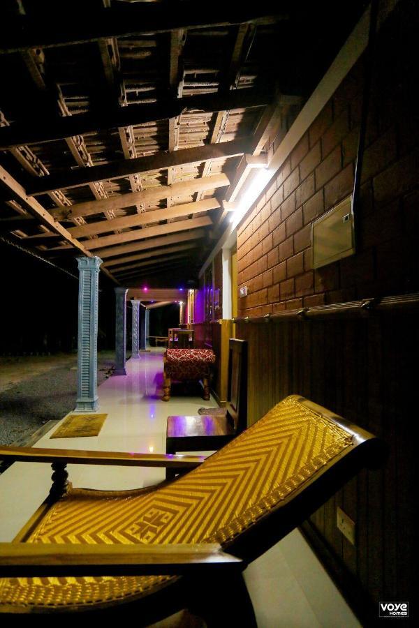 Mundro Green Land Heritage Villa By Voye Homes Mundrothuruth エクステリア 写真